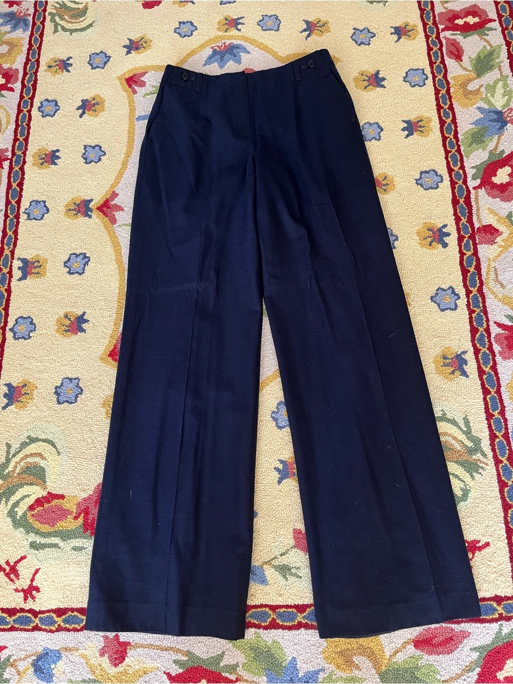 TALBOTS. ITALIAN WOOL NAVY BLUE DRESS OANTS SIZE 4